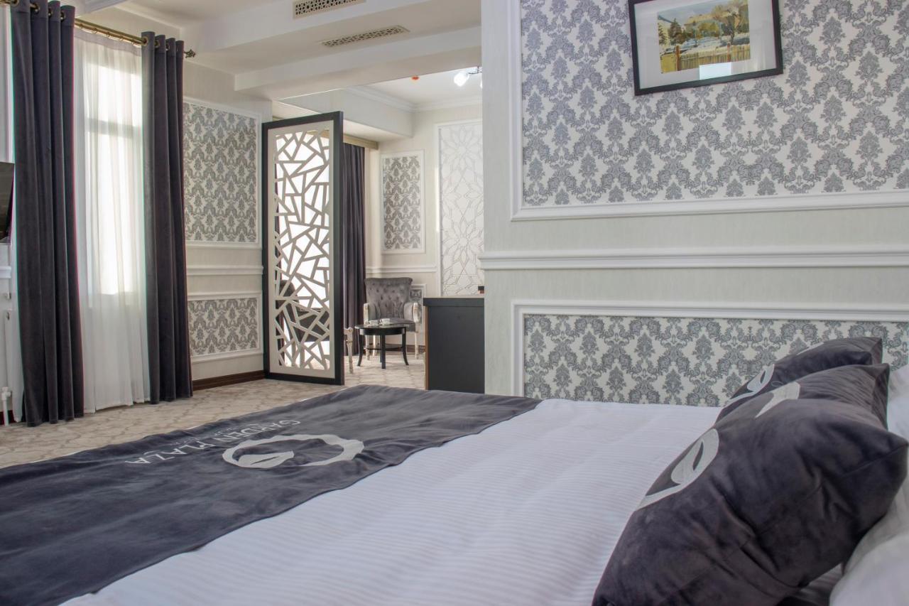 Hotel Garden Plaza Buchara Exterior foto